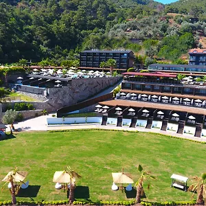 Manaspark Deluxe 4* Ölüdeniz